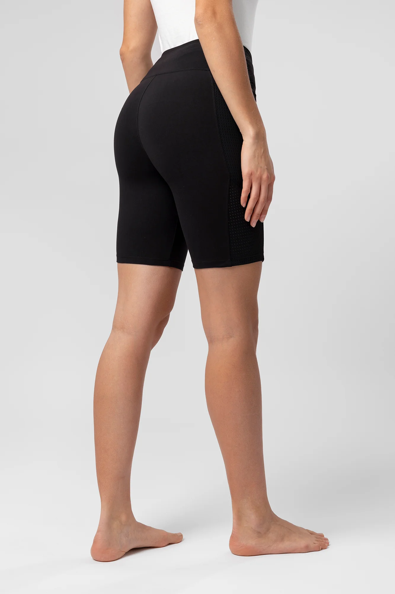 Bermuda AirMesh legginsy Arouca - Image 4