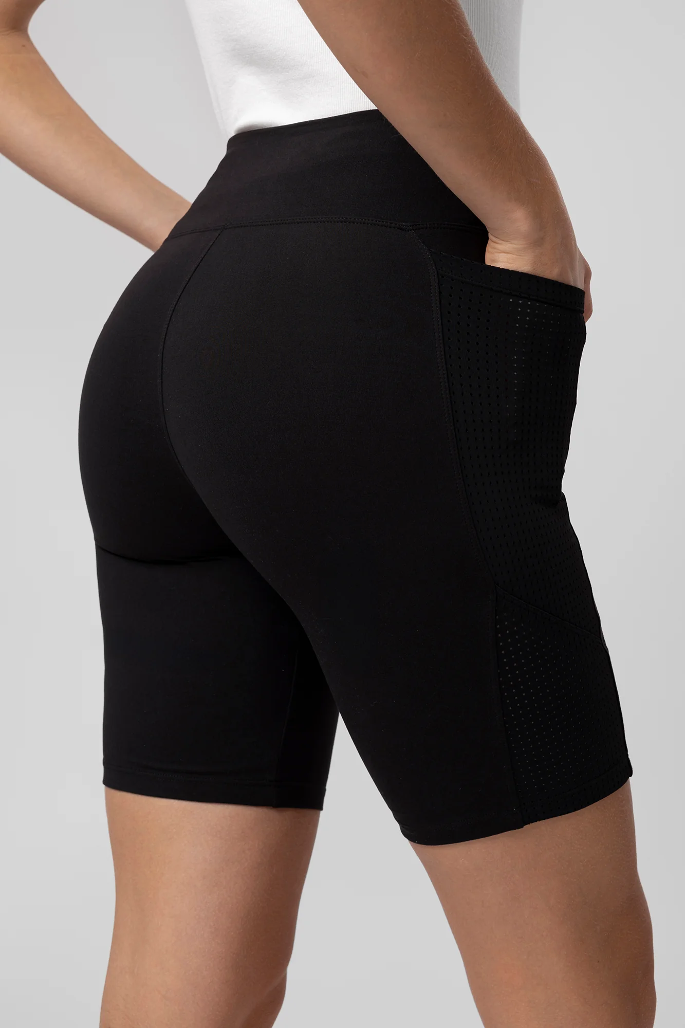 Bermuda AirMesh legginsy Arouca - Image 6
