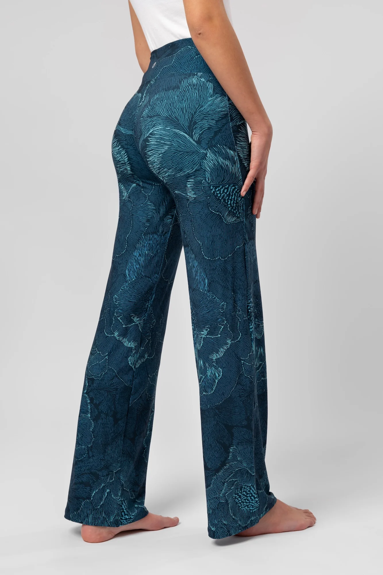 Ashley - Image 4