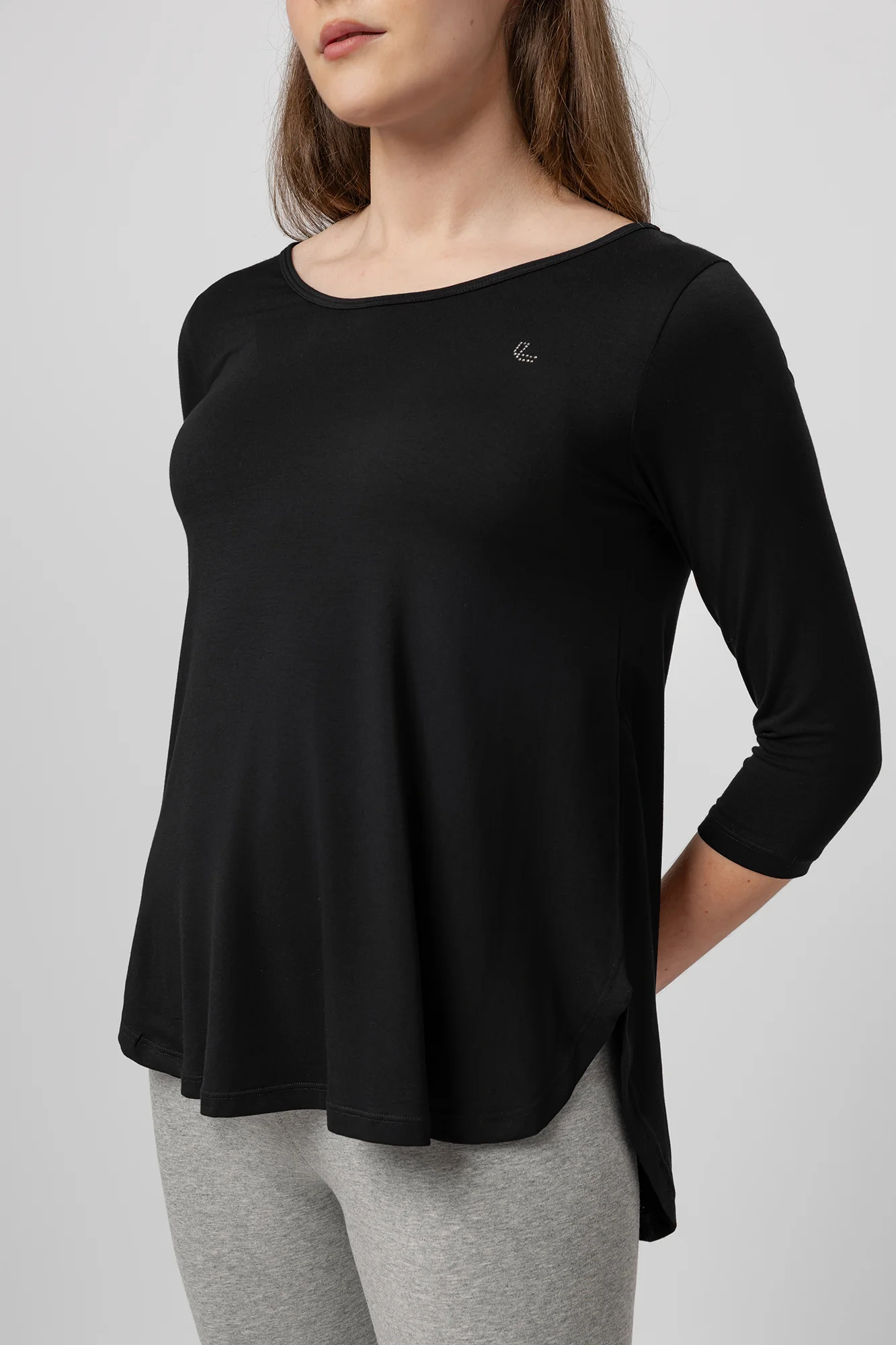 T-shirt Basic Everlee - Image 4