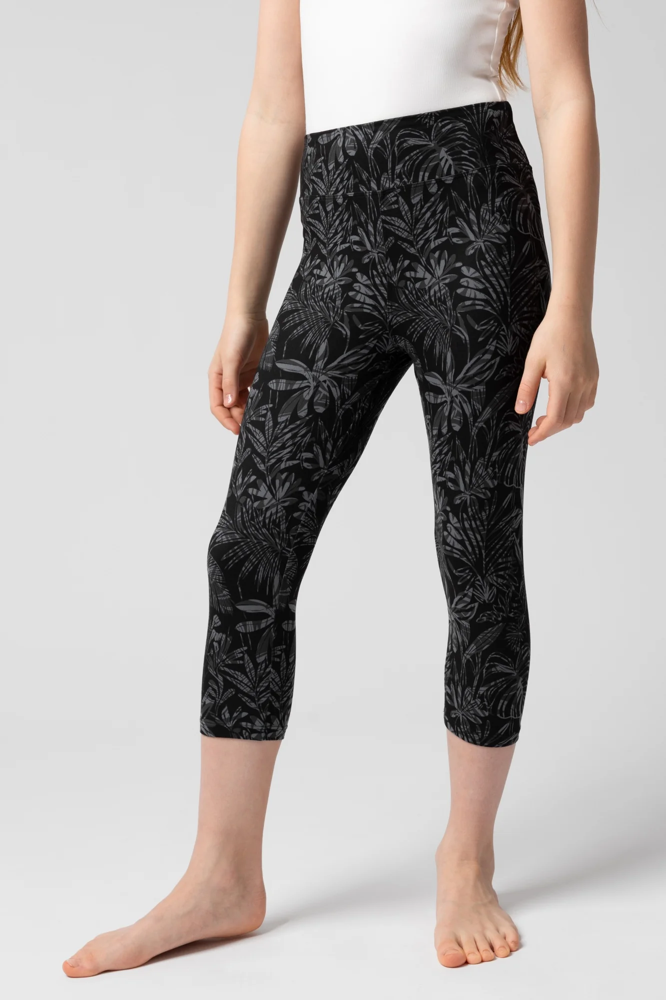 Legginsy dziecięce capri Benotzt - Image 3
