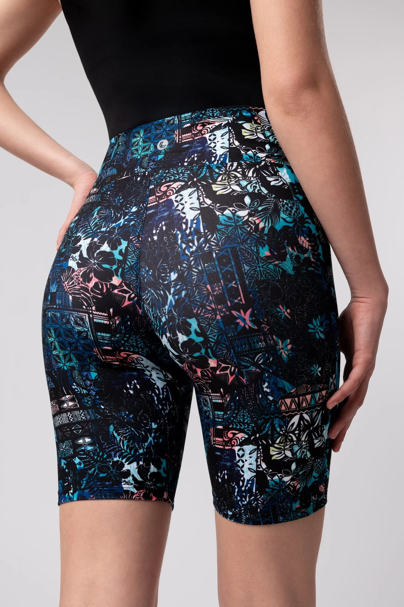 Bermuda legginsy Maitso - Image 5