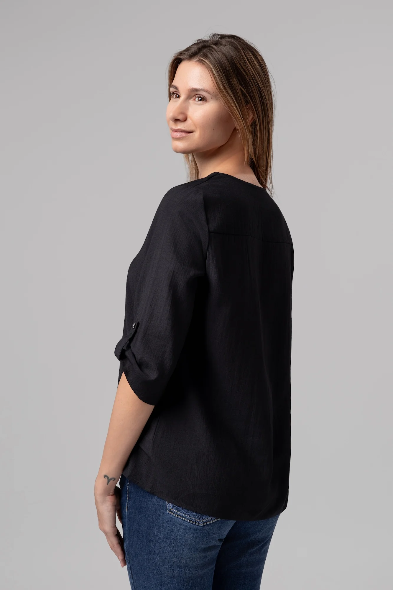 Bluzka ChicLine Leya - Image 3