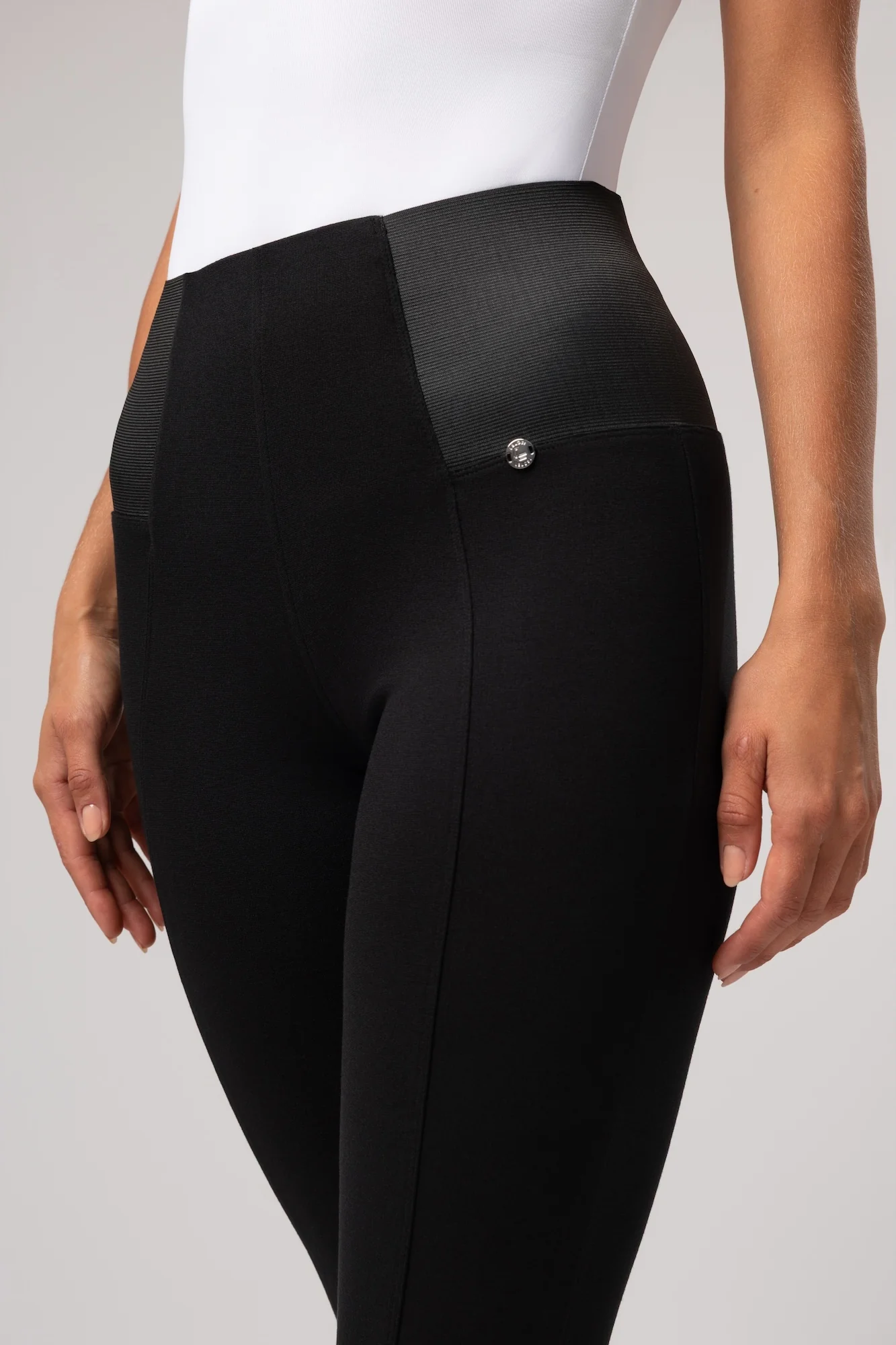 Legginsy ChicLine Bettina - Image 6