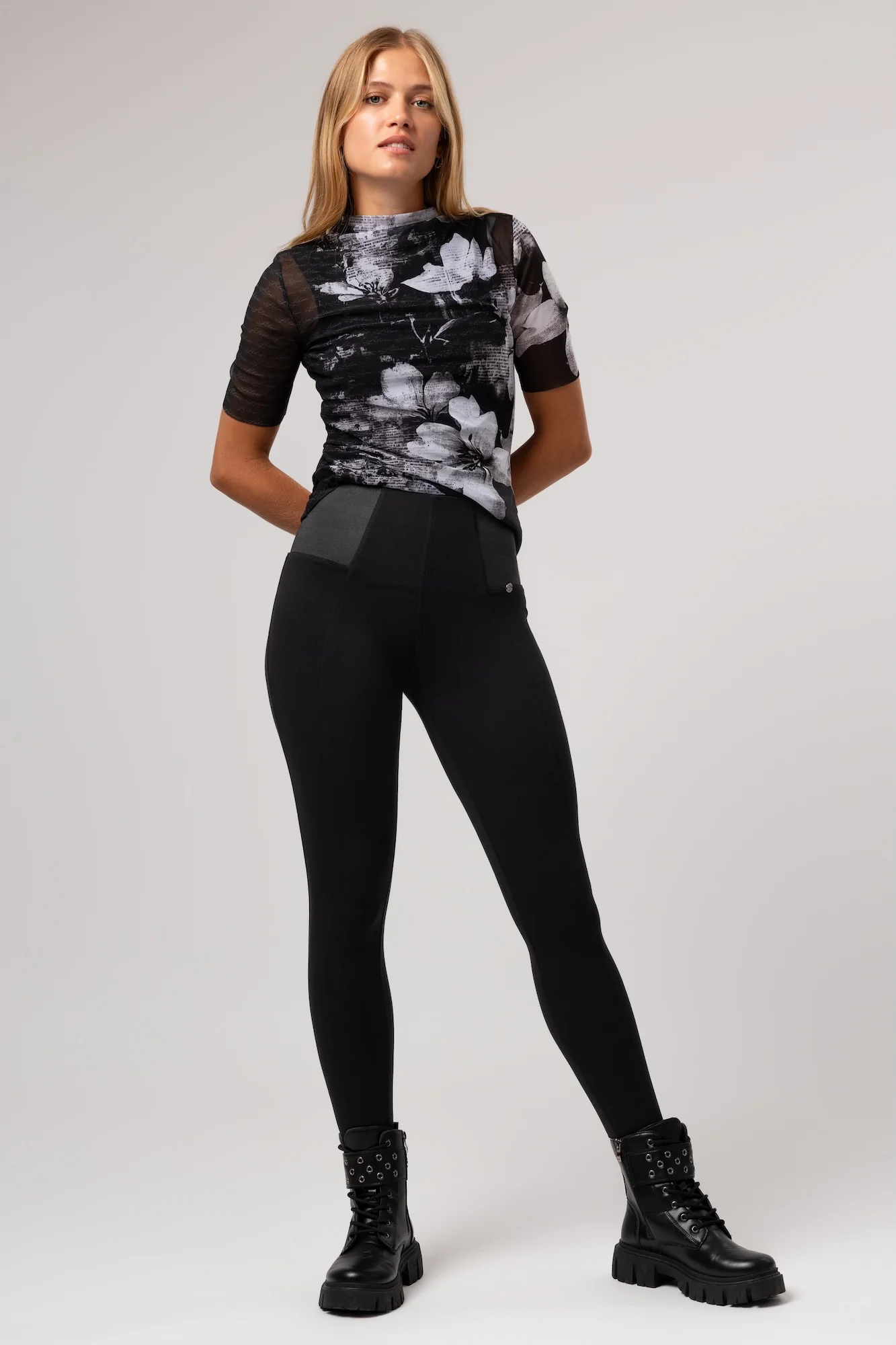 Legginsy ChicLine Bettina - Image 7
