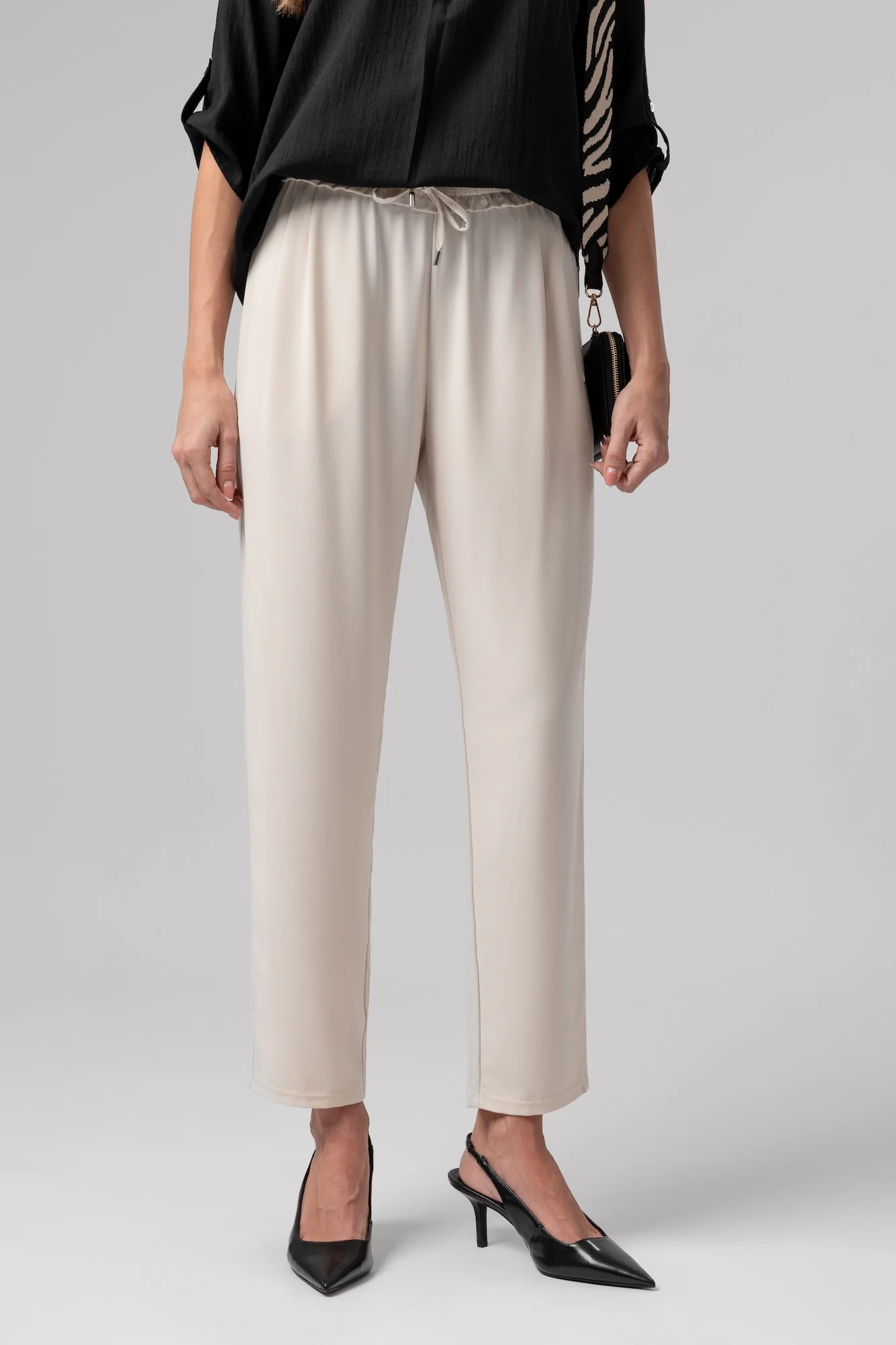 Spodnie ChicLine Brenna - Image 3