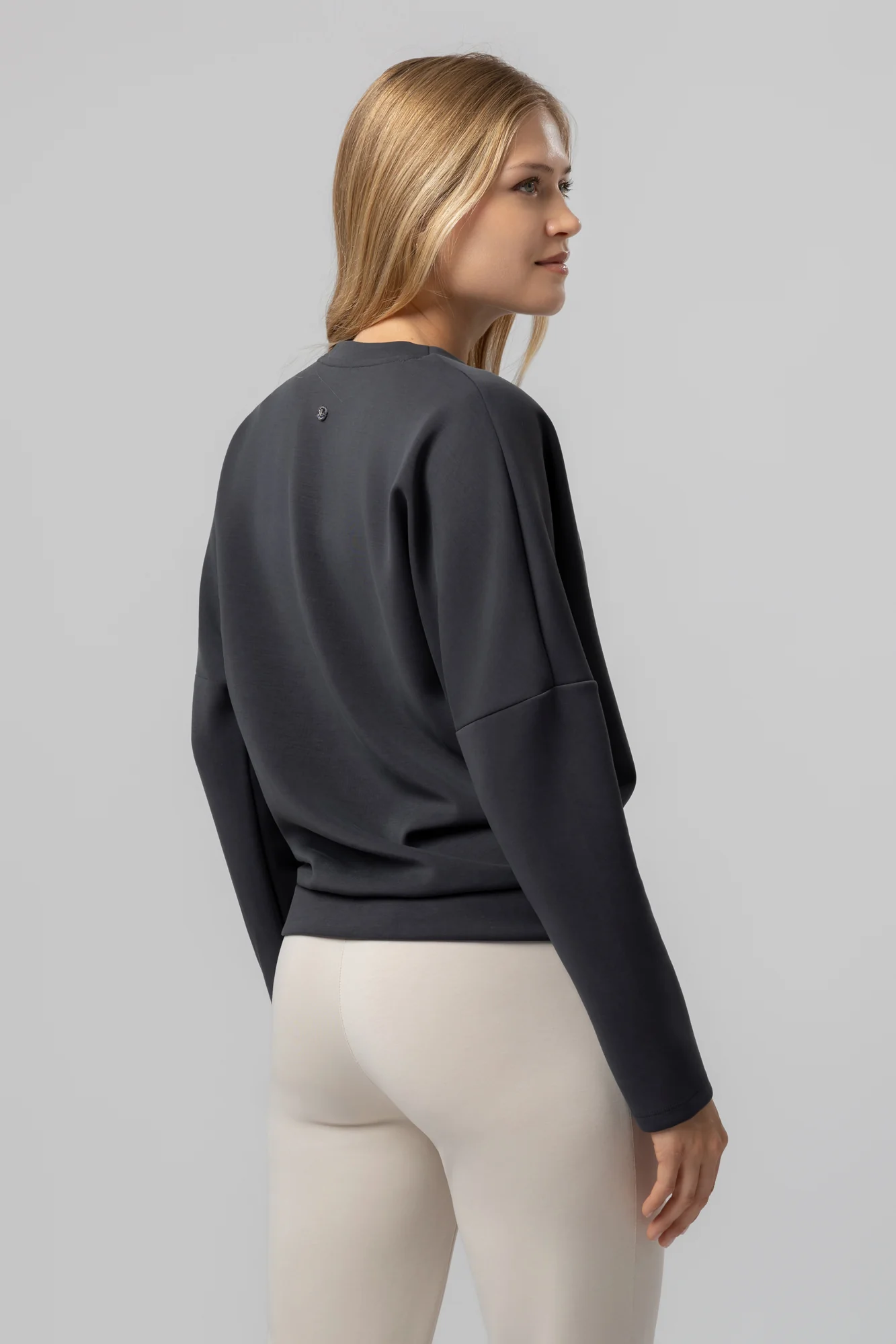 Bluza ChicLine Ajda - Image 2