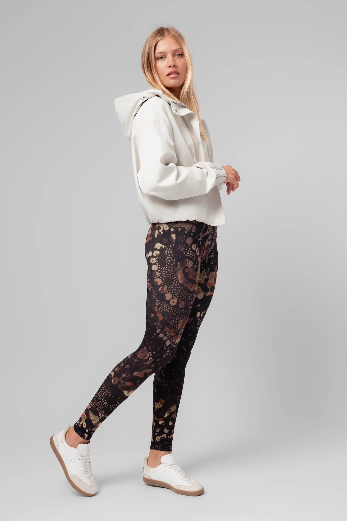 Flavia - Image 8