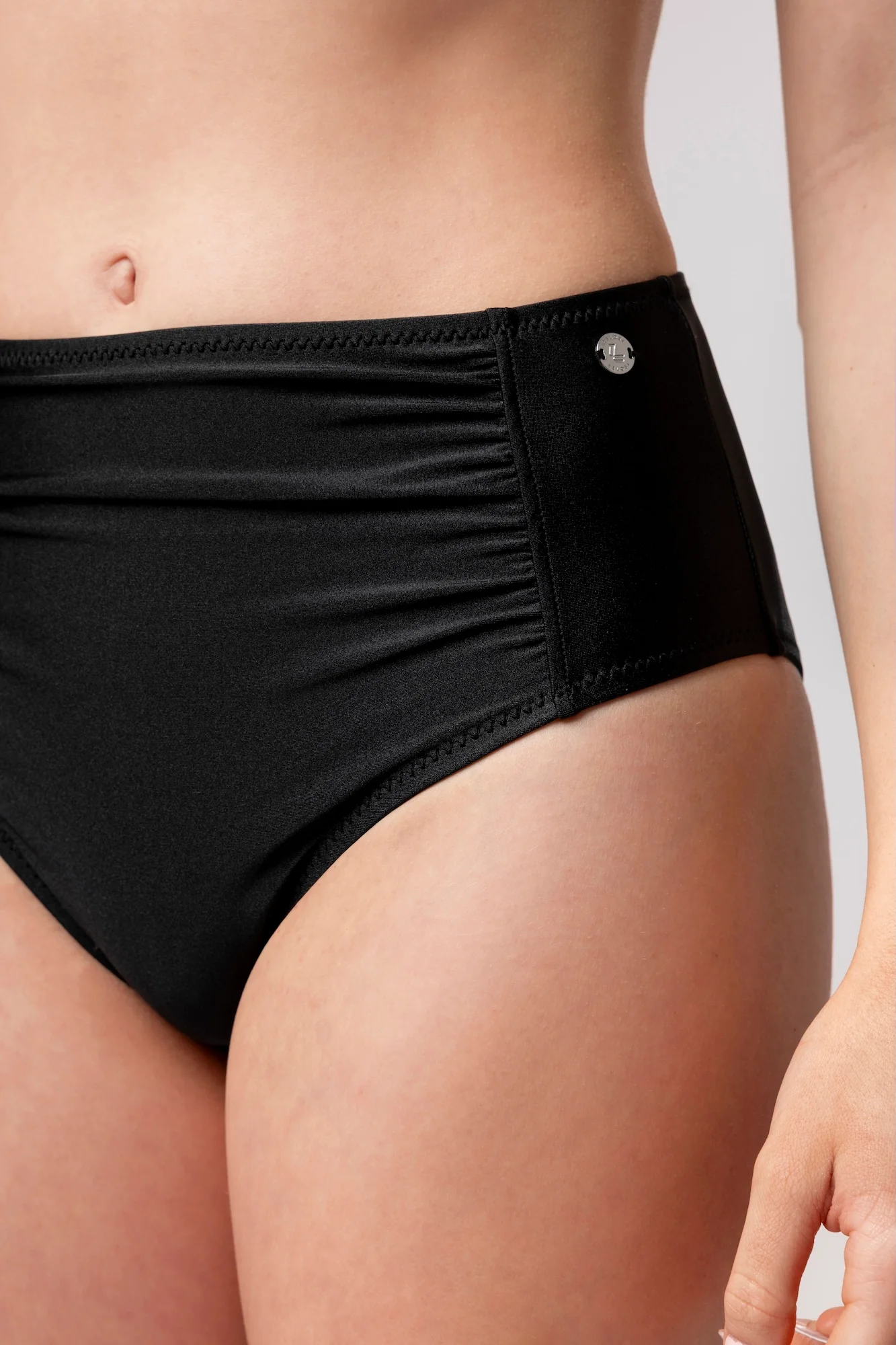 Figi bikini z wysokim stanem Nadando - Image 4