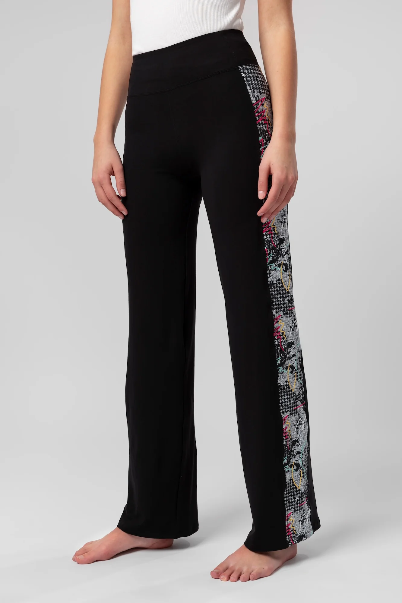 Karlie - Image 2