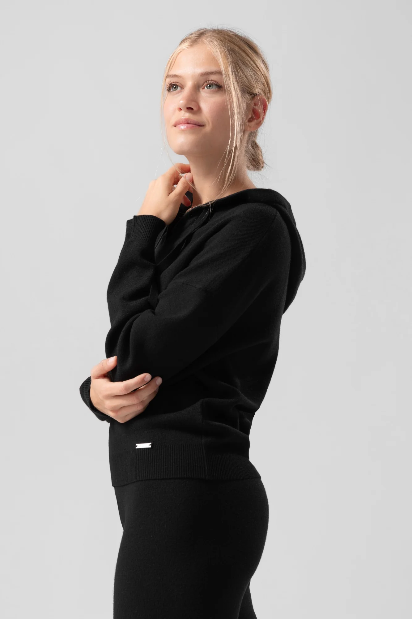 Dzianinowa bluza z kapturem Krysten - Image 3