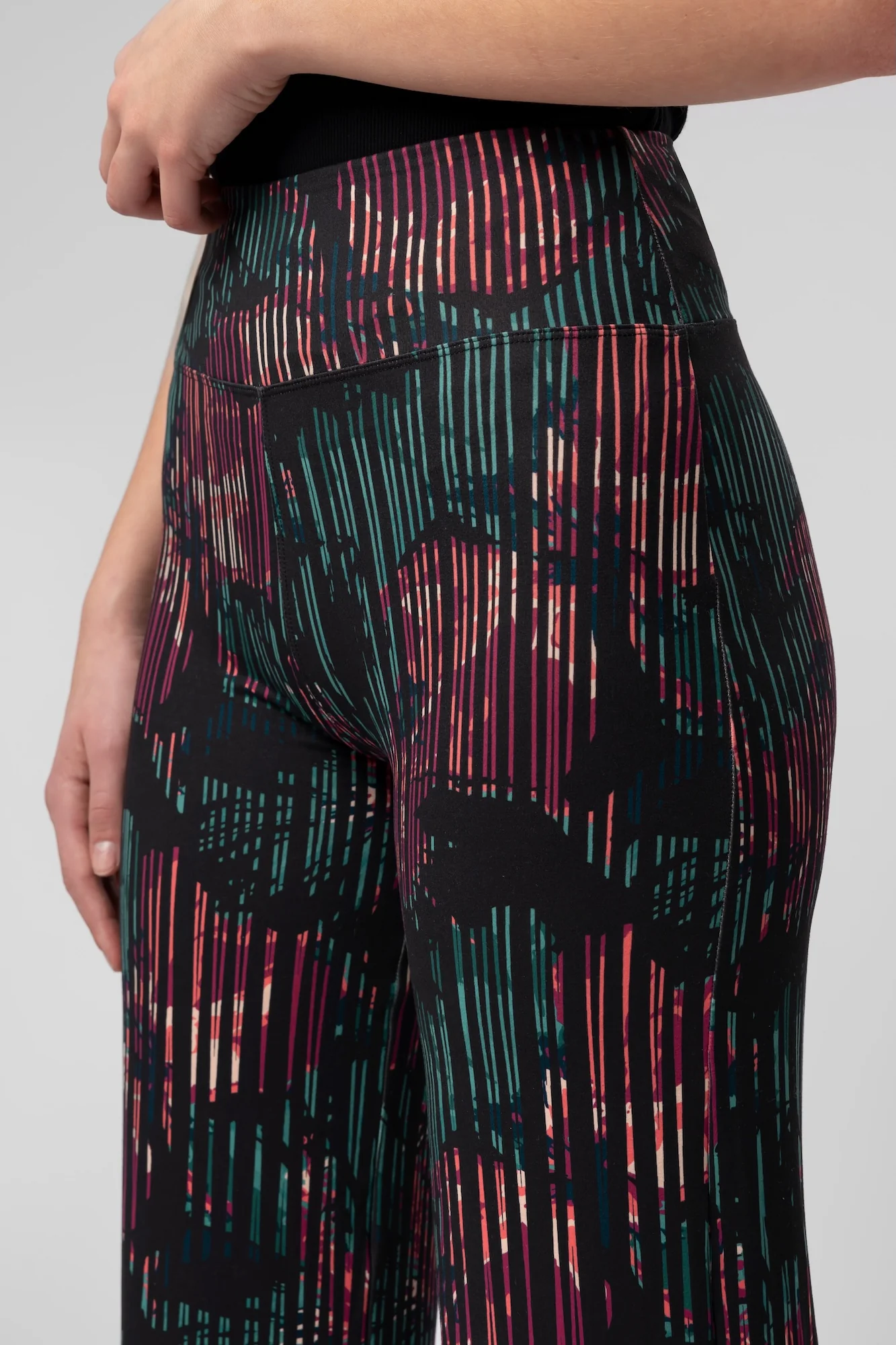 Leandra - Image 6