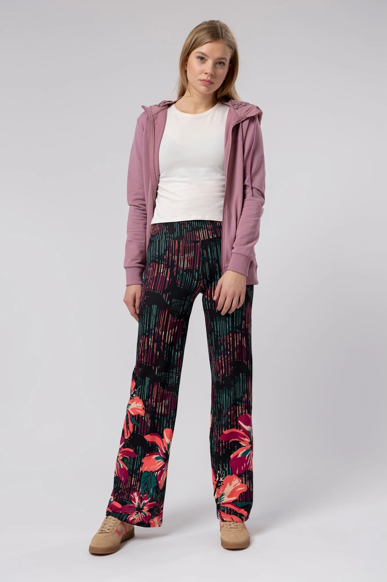 Leandra - Image 7