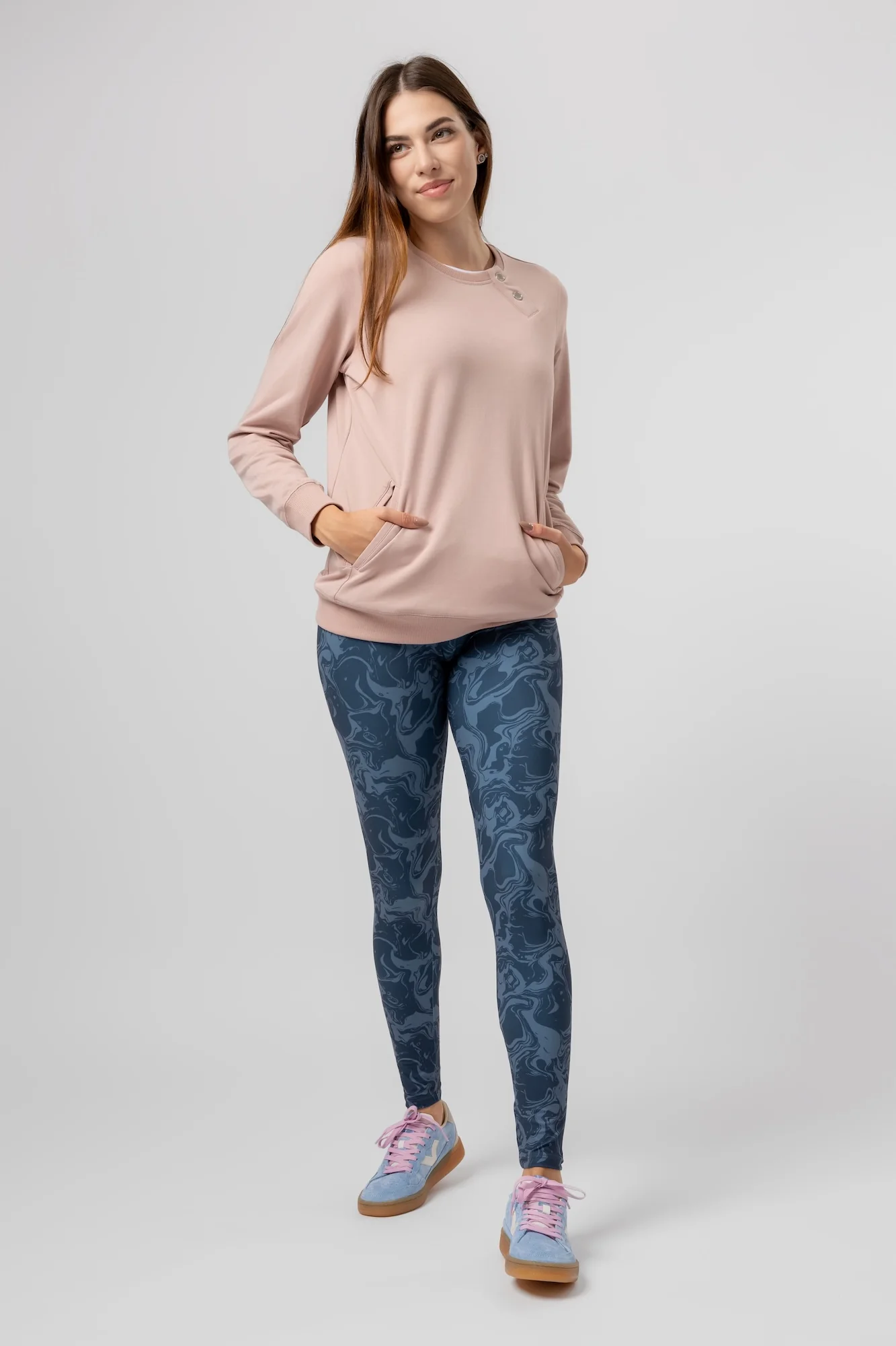 Renata - Image 7