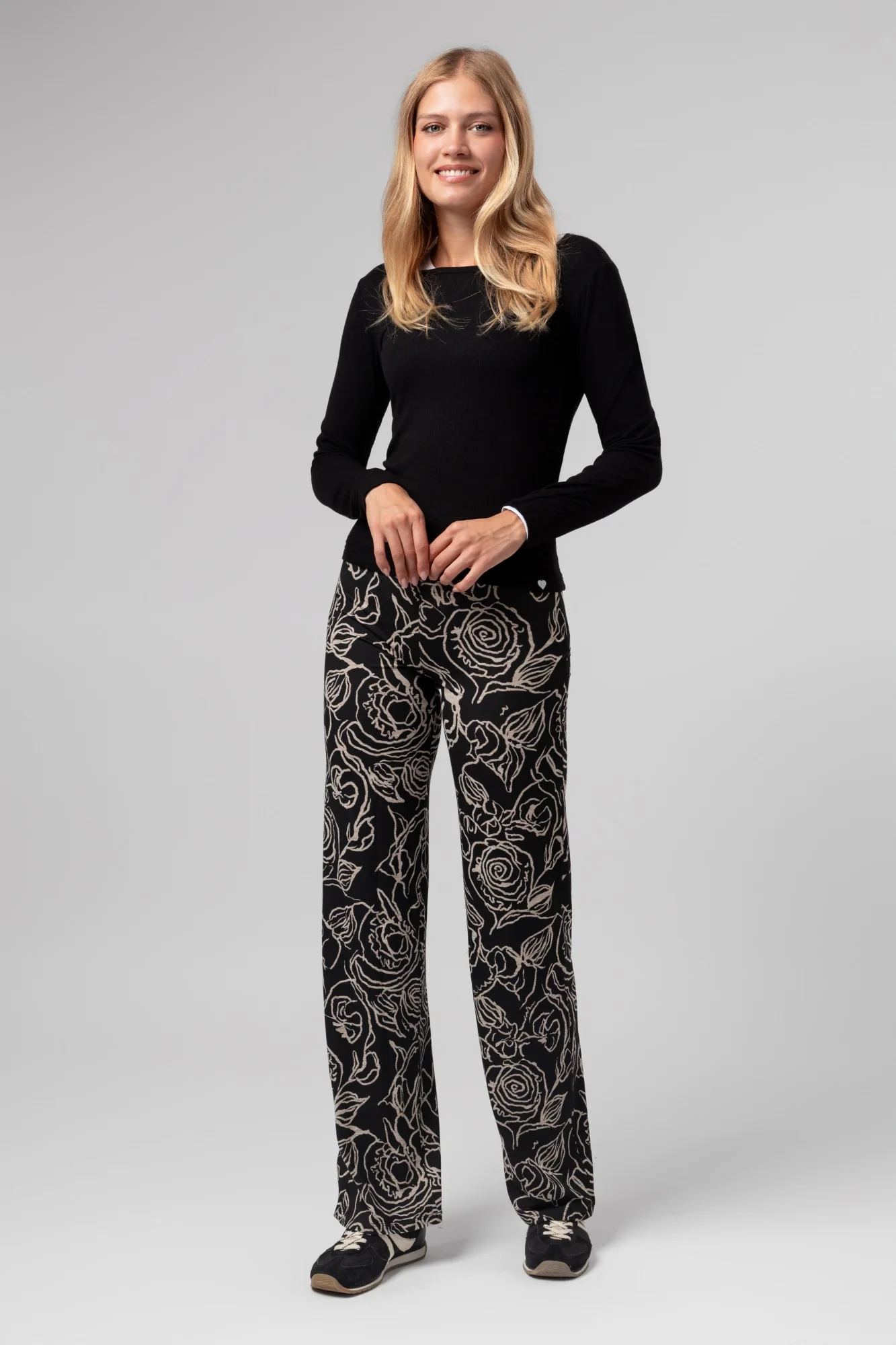 Marta - Image 6