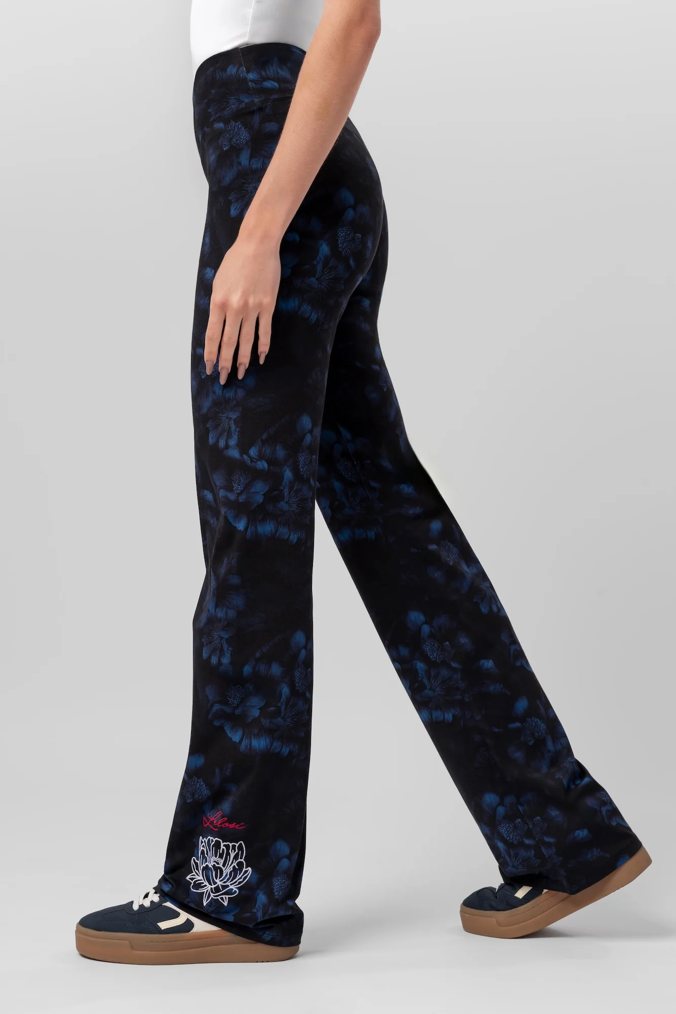Melantha - Image 2
