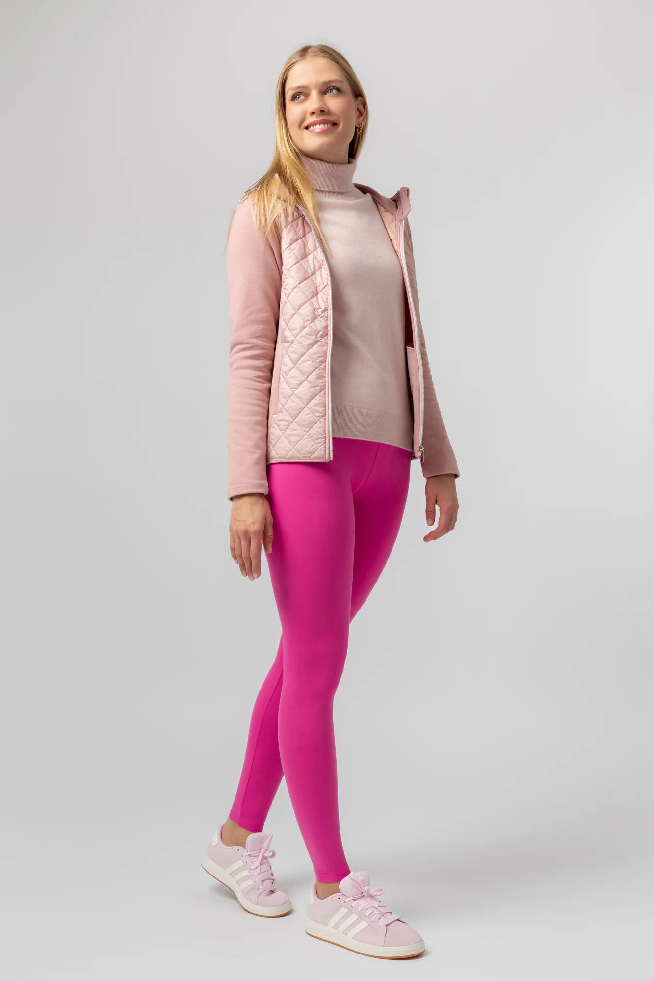 Soraya - Image 7