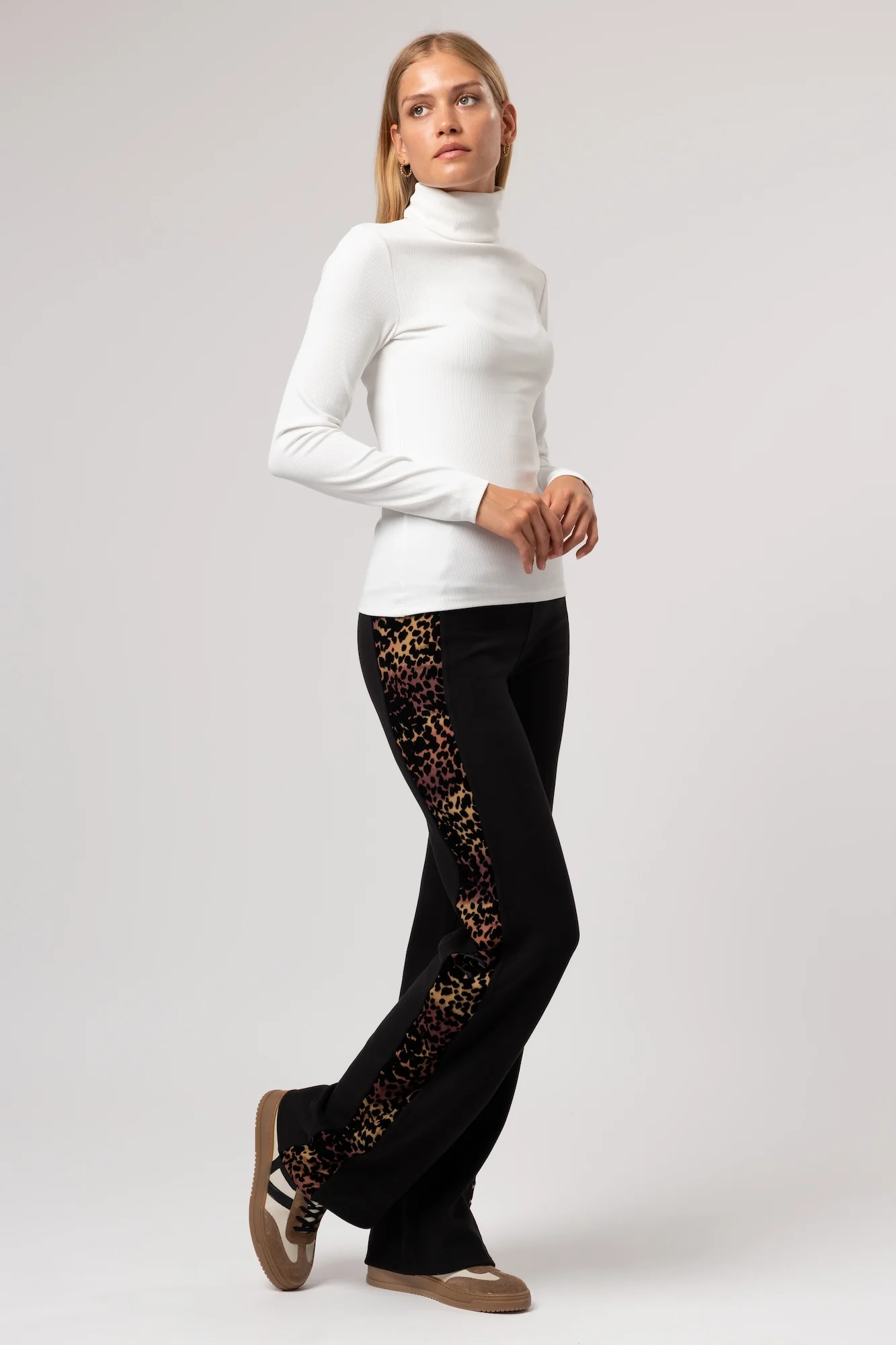 Relaxed Supercomfort Neri - Image 7