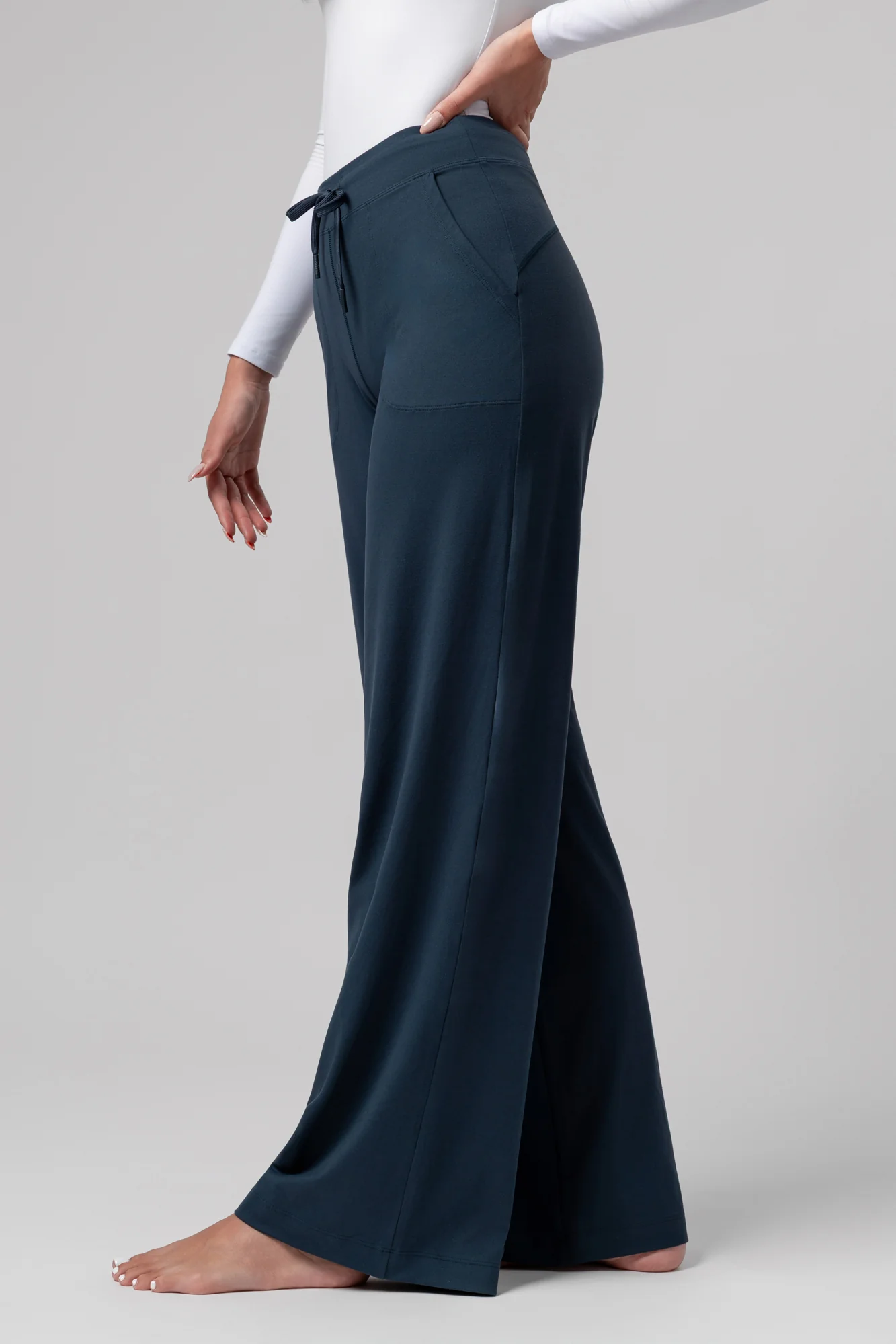 Spodnie dresowe Supercomfort Relaxed Kary - Image 3