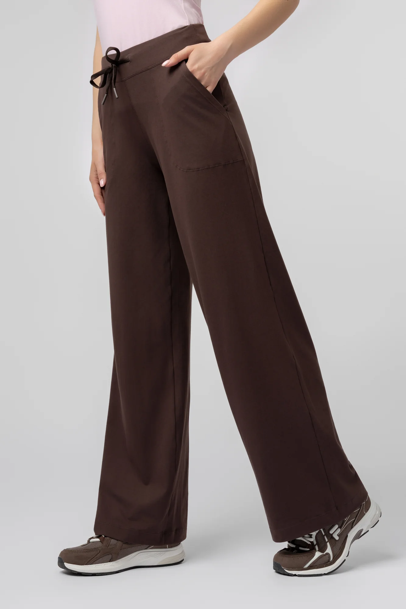 Spodnie dresowe Supercomfort Relaxed Yvette