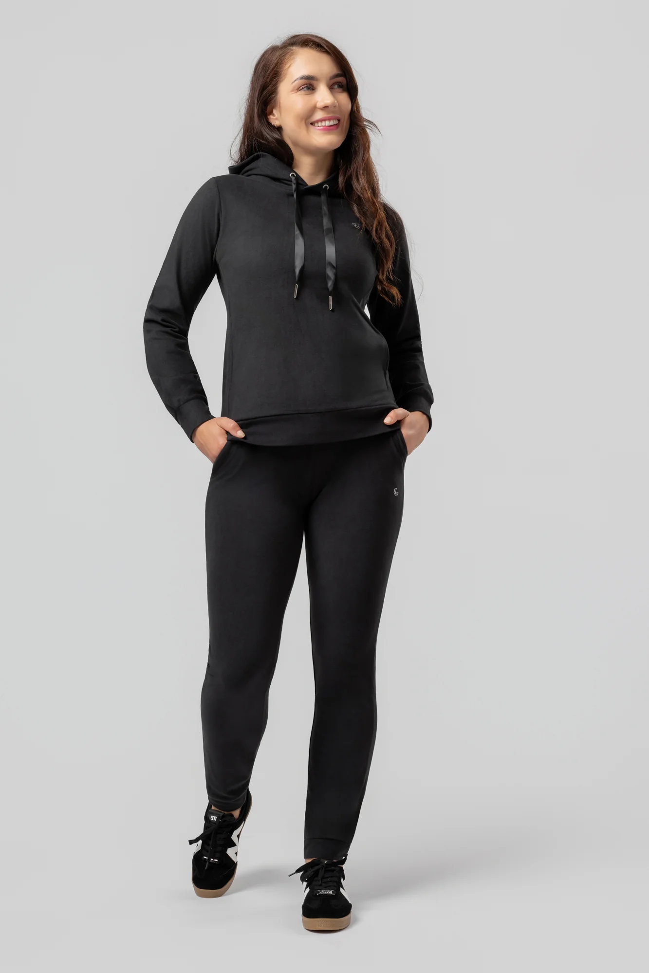 Spodnie dresowe Supercomfort Latifah - Image 7