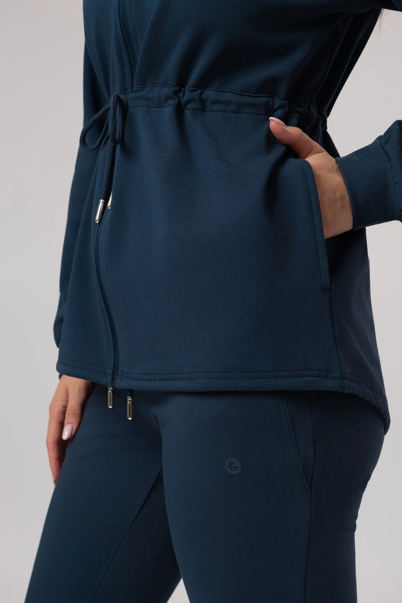 Rozpinana bluza Supercomfort Doechii - Image 5
