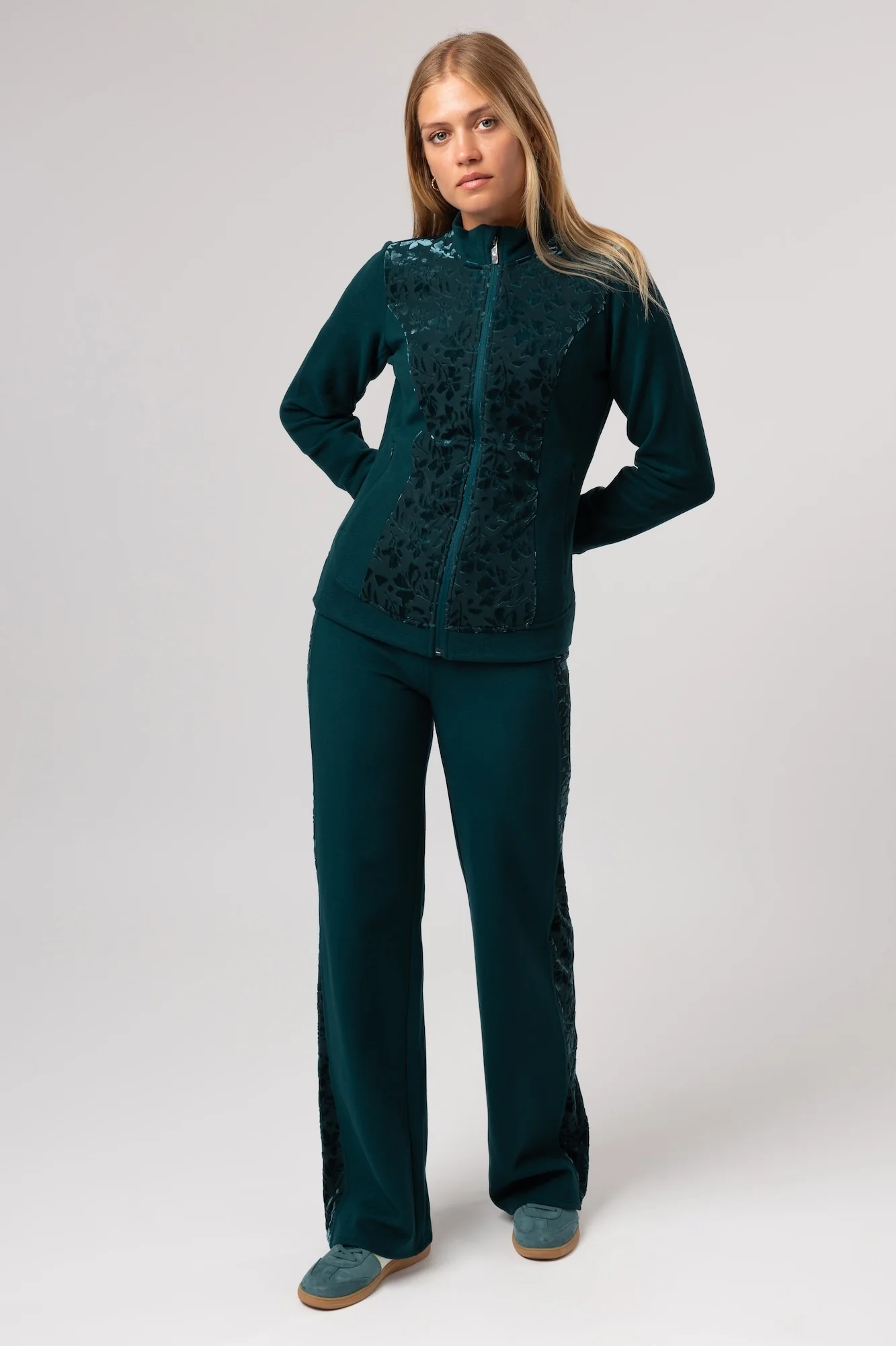 Rozpinana bluza Supercomfort Ruchi - Image 6